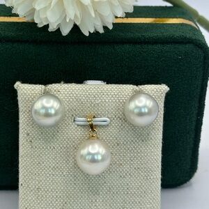 14karat gold authentic south sea pearl set of earrings and pendant